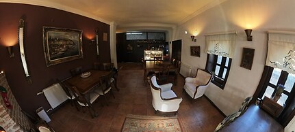 Moncheri Butik Otel & Restoran