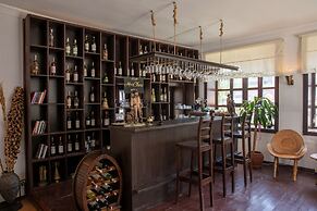 Moncheri Butik Otel & Restoran