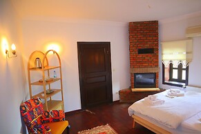 Moncheri Butik Otel & Restoran