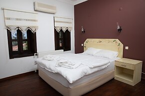 Moncheri Butik Otel & Restoran