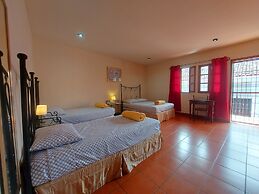Hostal Lolas Boutique