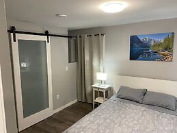 Modern 3 BR Home - Family Friendly