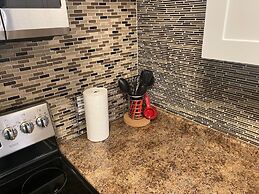 Modern 3 BR Home - Family Friendly