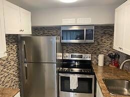 Modern 3 BR Home - Family Friendly