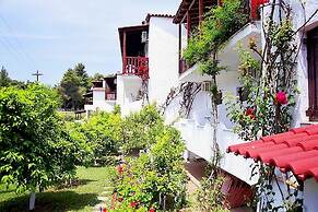 Koukounaries Beach Hotel