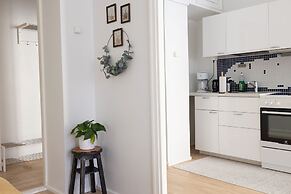 2ndhomes Bright & Spacious City Studio