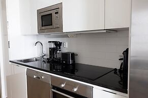 2ndhomes Central 1BR Apartment w Balcony