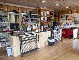 Tuggle's Gap Roadside Inn - Blue Ridge Parkway