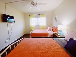 Bayview Regency Apartments By Lowkl