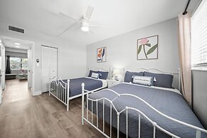 Bayview Regency Apartments By Lowkl