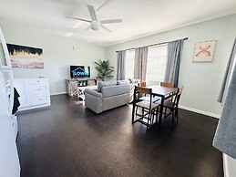 Bayview Regency Apartments By Lowkl