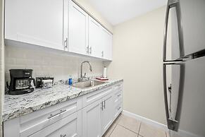 Riverwatch Apartments by Lowkl