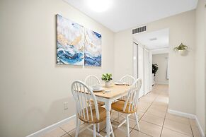 Riverwatch Apartments by Lowkl