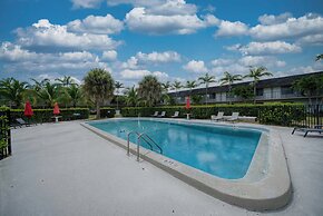 Riverwatch Apartments by Lowkl