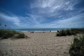 Riverwatch Apartments by Lowkl