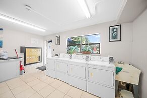 Riverwatch Apartments by Lowkl