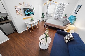 Nine20 Collins Apartments by Lowkl