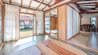 Jeju Motungedoljib Dogchaepension