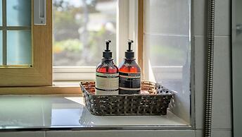 Jeju Motungedoljib Dogchaepension