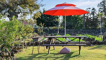 Jeju Motungedoljib Dogchaepension