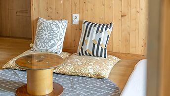 Jeju Motungedoljib Dogchaepension