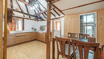 Jeju Motungedoljib Dogchaepension