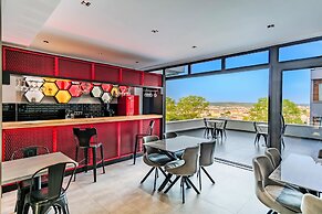 Intercity Airport Hotel