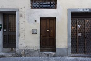 Toscanella 3 Bedrooms by Mmega