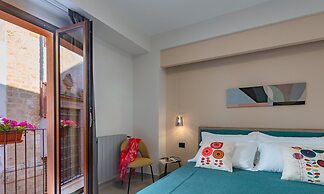 Macramé Suites & Rooms