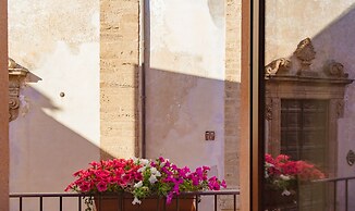 Macramé Suites & Rooms