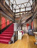 Historic Cotton Mansion Duluth Boutique Hotel