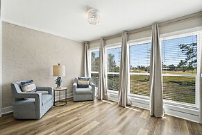 Bay Point Golf Villas by PHG