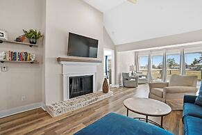 Bay Point Golf Villas by PHG