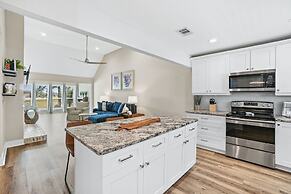 Bay Point Golf Villas by PHG