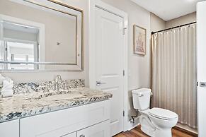 Bay Point Golf Villas by PHG