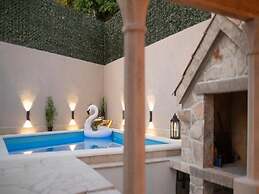 House of Nice Memories