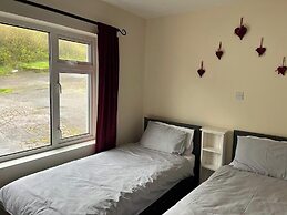 6 Ensuite Bedrooms-sleeps 12-garden-sea & Mtn View