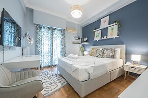 City Nest Apartment by Cloudkeys