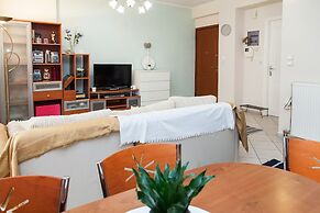 Cozy apt in Peristeri near Metro station