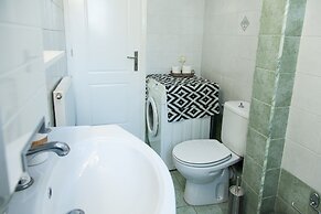 Cozy apt in Peristeri near Metro station