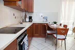 Cozy apt in Peristeri near Metro station