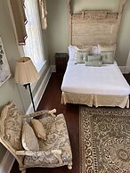 The Inn at Cedar Grove