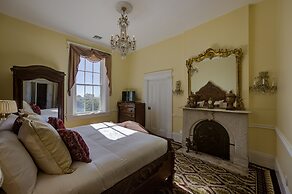 The Inn at Cedar Grove