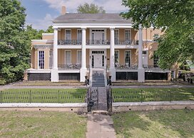 The Inn at Cedar Grove