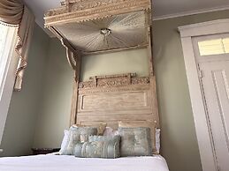 The Inn at Cedar Grove