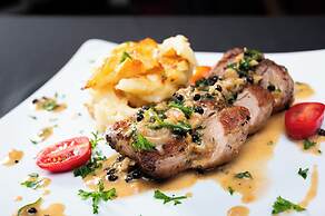 The Inn at Cedar Grove