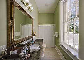 The Inn at Cedar Grove