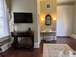 The Inn at Cedar Grove