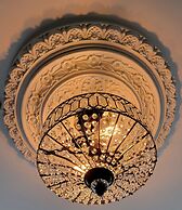 The Elizabeth Inn and Restaurant