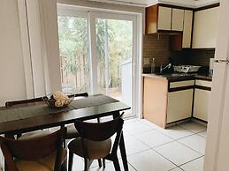 Galleria Apartments by Lowkl